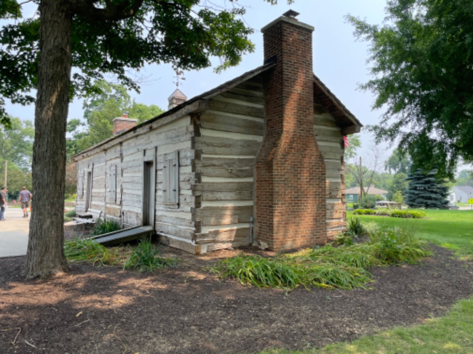 Chink Repair on Vintage Log Building Services 